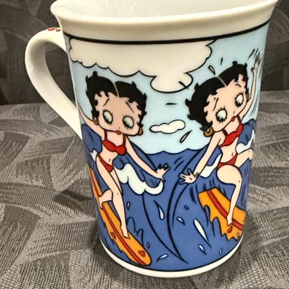 Betty Boop wipe out Betty collectors mug